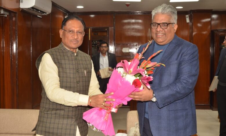 The Chief Minister met the Union Minister of Environment, Forest and Climate Change