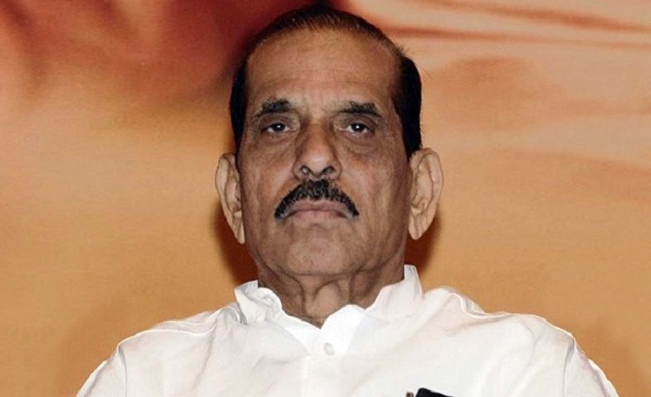 Governor condoles the passing away of former Lok Sabha Speaker Shri Manohar Joshi.