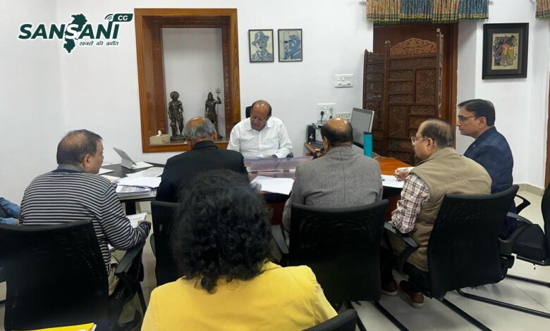 ACS reviews progress of departmental schemes Instructions not to keep any pendency at PWD level.