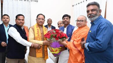 Chief Minister Shri Sai was greeted by his cabinet colleagues and common citizens on his birthday.