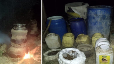 Police raid illegal liquor dens, 4 accused absconding.