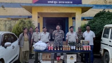 Six accused and a juvenile have been arrested for smuggling opium-doda.