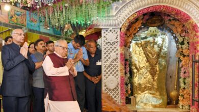 Governor Kalraj Mishra and Ramesh Bais offer prayers at Balaji Dham in Mehandipur.