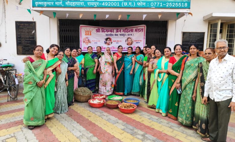 Mahila Mandal performs Jeev Daya on the birth anniversary of Lord Adinath.