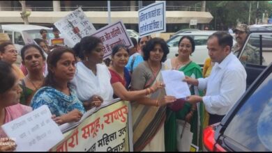 Women from different walks of life, led by Narayani Nari group, condemned the West Bengal incident