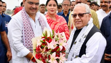 Chief Minister Shri Bhajan Lal Sharma bids emotional farewell to outgoing Governor Shri Kalraj Mishra