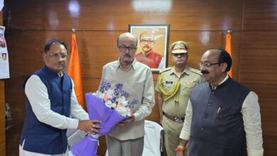 Chhattisgarh Chief Minister Vishnudeo Sai meets Governor at Chhattisgarh Bhawan