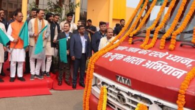 CM flagged off the mobile medical unit and promotional vehicle