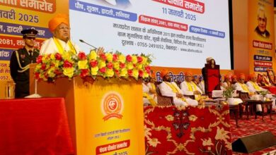 Along with being knowledgeable, it is necessary to put it into practice: Governor Shri Patel