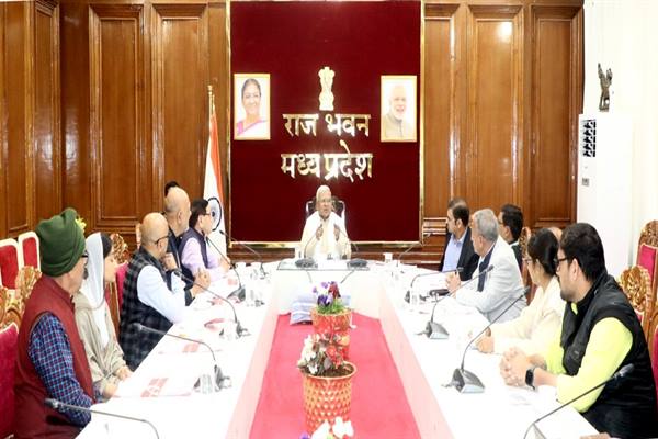 highest-priority-should-be-given-to-the-works-of-tb-eradication-2025-governor-shri-patel