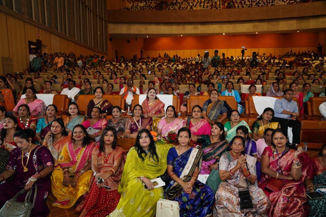 छत्तीसगढ़ रजत महोत्सव: महिला सम्मेलन एवं तीजा-पोरा महोत्सव का भव्य आयोजन